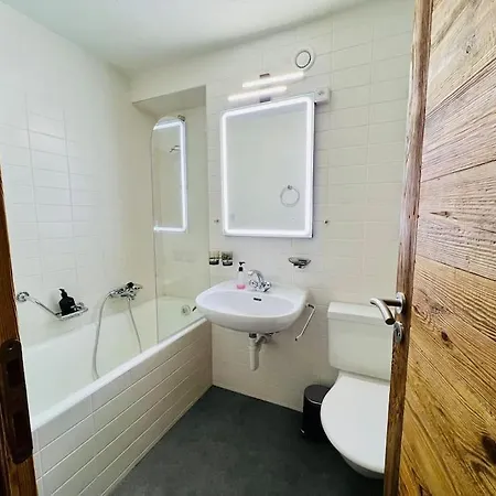 Chaleureux Au Centre *